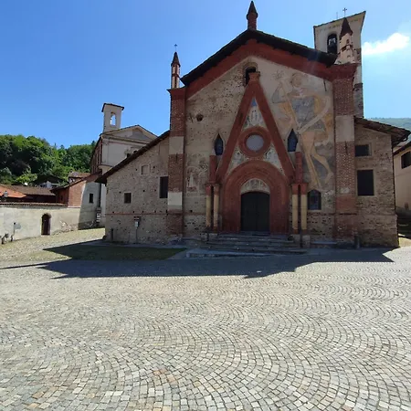 Salita Al Castello Сasa de vacaciones Rossana