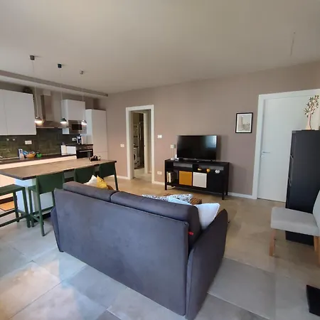 別荘 Salita Al Castello *