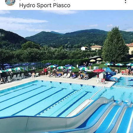 別荘 Salita Al Castello Rossana