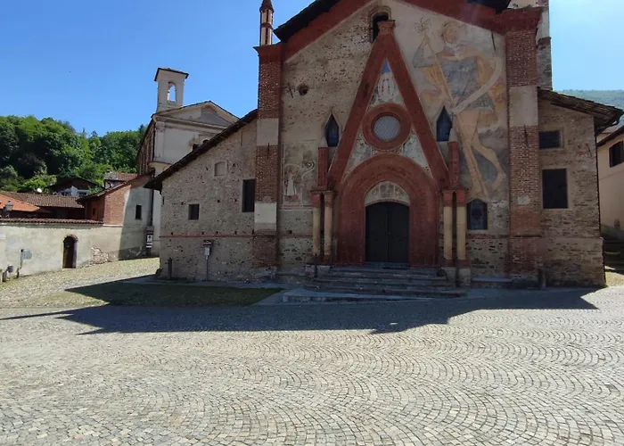 Salita Al Castello Tatil Evi Rossana